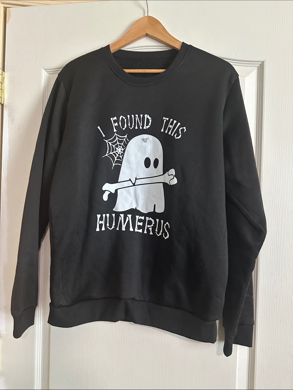 HALLOWEEN Black Graphic Crewneck Sweatshirt with White Ghost Print